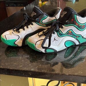 Jordan Jayson Tatum 3. Size 7Y